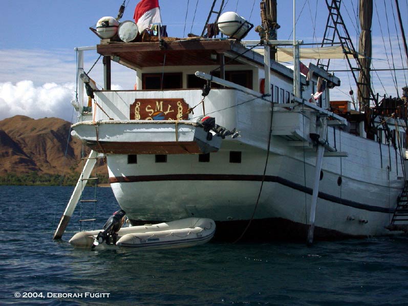 Indonesian liveaboard stern - SMY Ondina