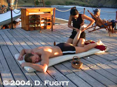 liveaboard dive deck